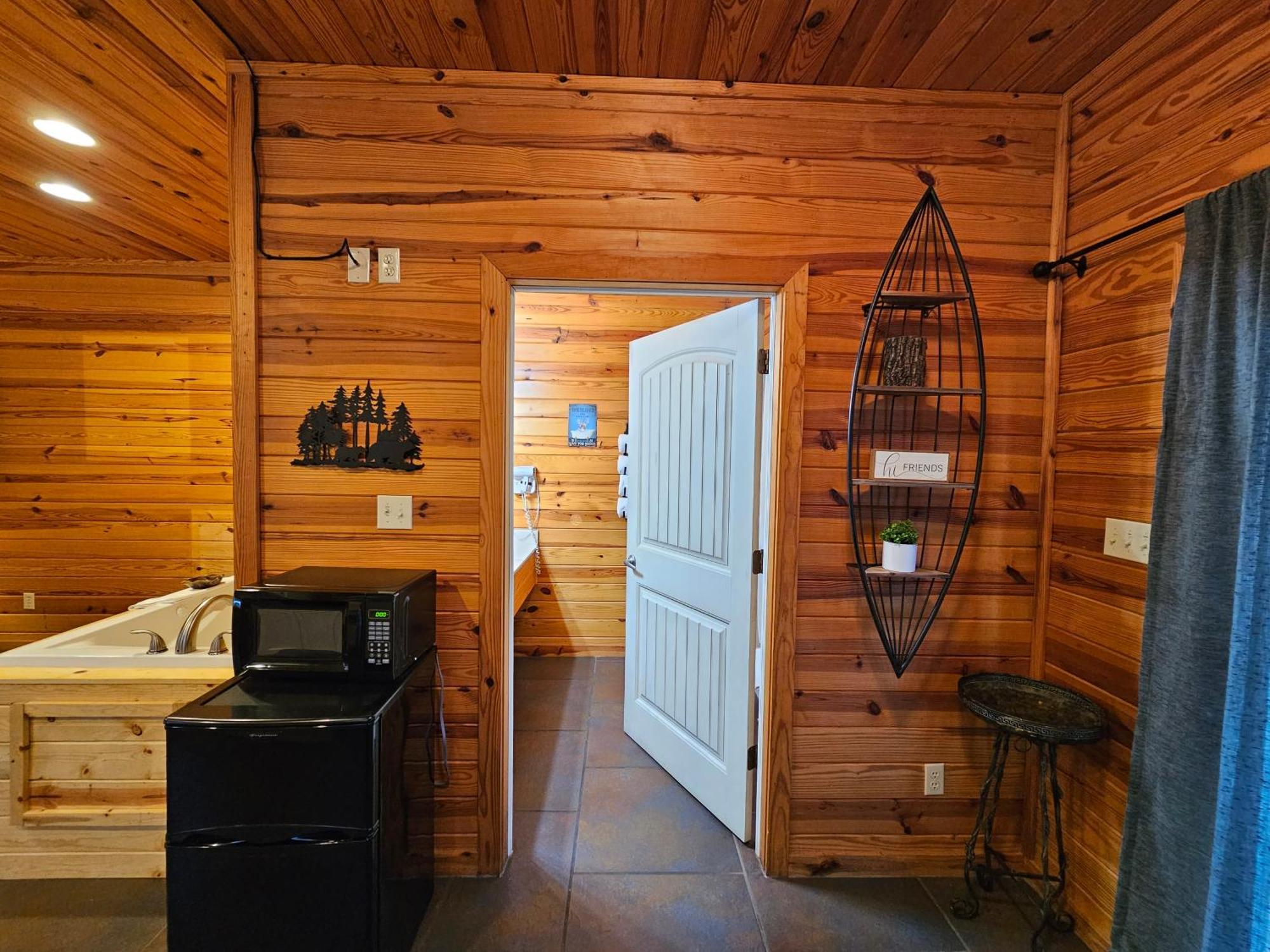 5 Min To Beaver Lake-King Bed-Fire Pit-Jetted Tub #1 Eureka Springs Exterior photo